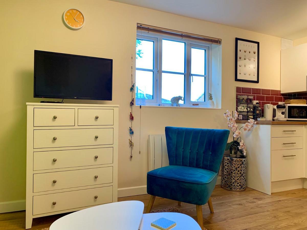 Pristine Apartment In The Centre Of Γκλάστονμπερι Εξωτερικό φωτογραφία
