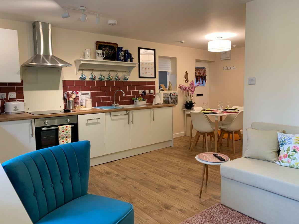 Pristine Apartment In The Centre Of Γκλάστονμπερι Εξωτερικό φωτογραφία